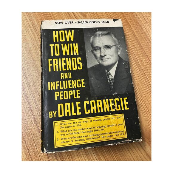 Dale Carnegie How to Win Friends & Influence People Hardcover 83rd Printing - Picture 1 of 10